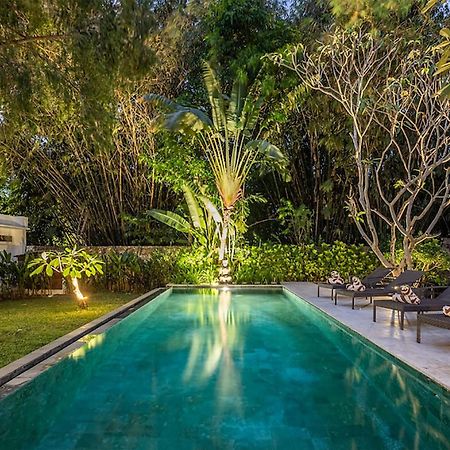 4 Bedroom Villa - Kerobokan Seminyak  Luaran gambar